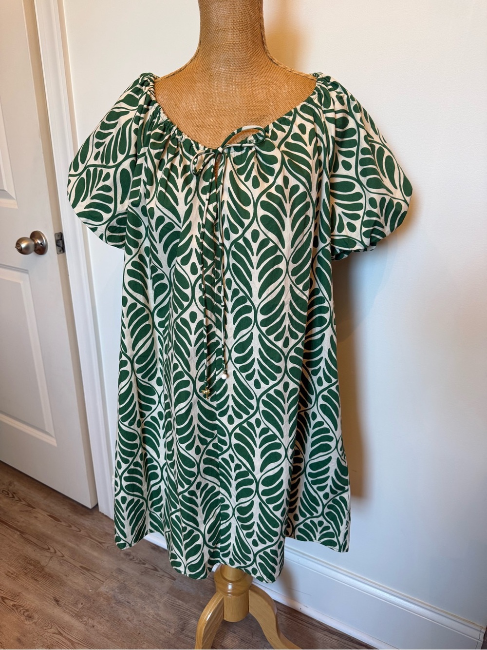 H&M A-Line Puff Sleeve Green Women's Dress Sz M